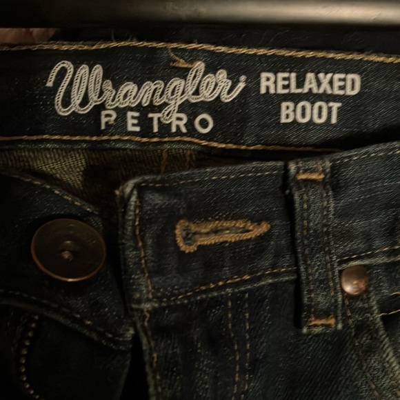 Wrangler new without tags retro boot cut jeans. Size 14 slim. Elastic adjusters - Picture 4 of 6